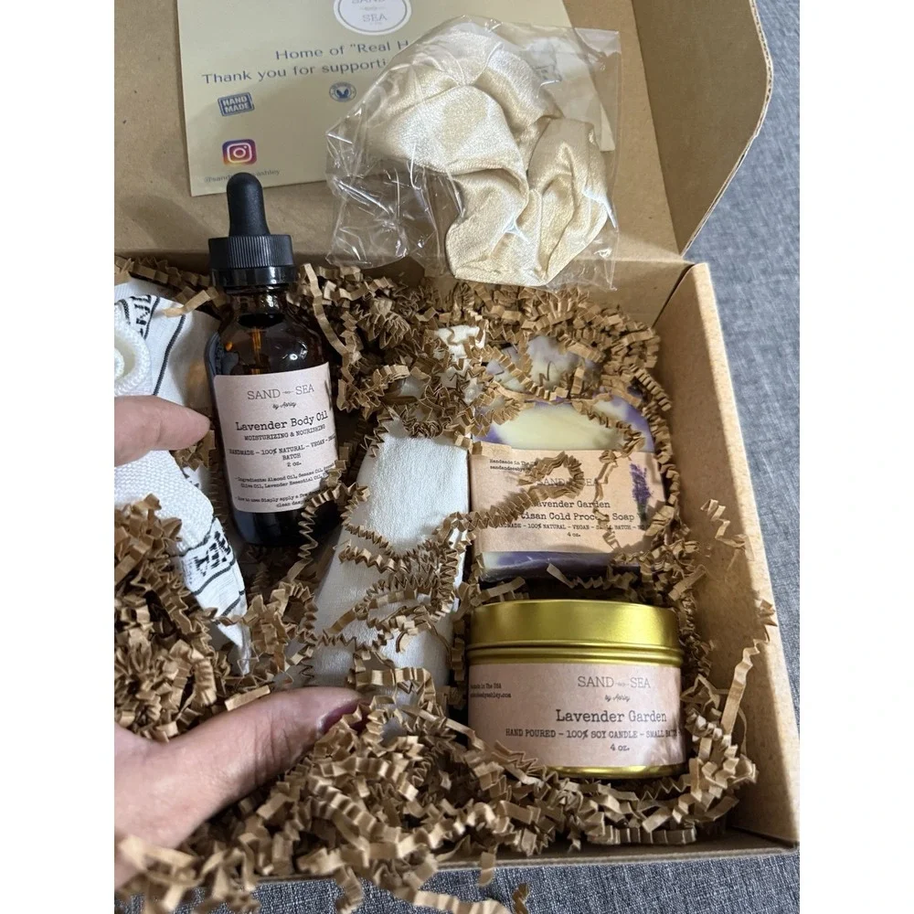 Sand & Sea By Ashley Women's Lavender Gift Box